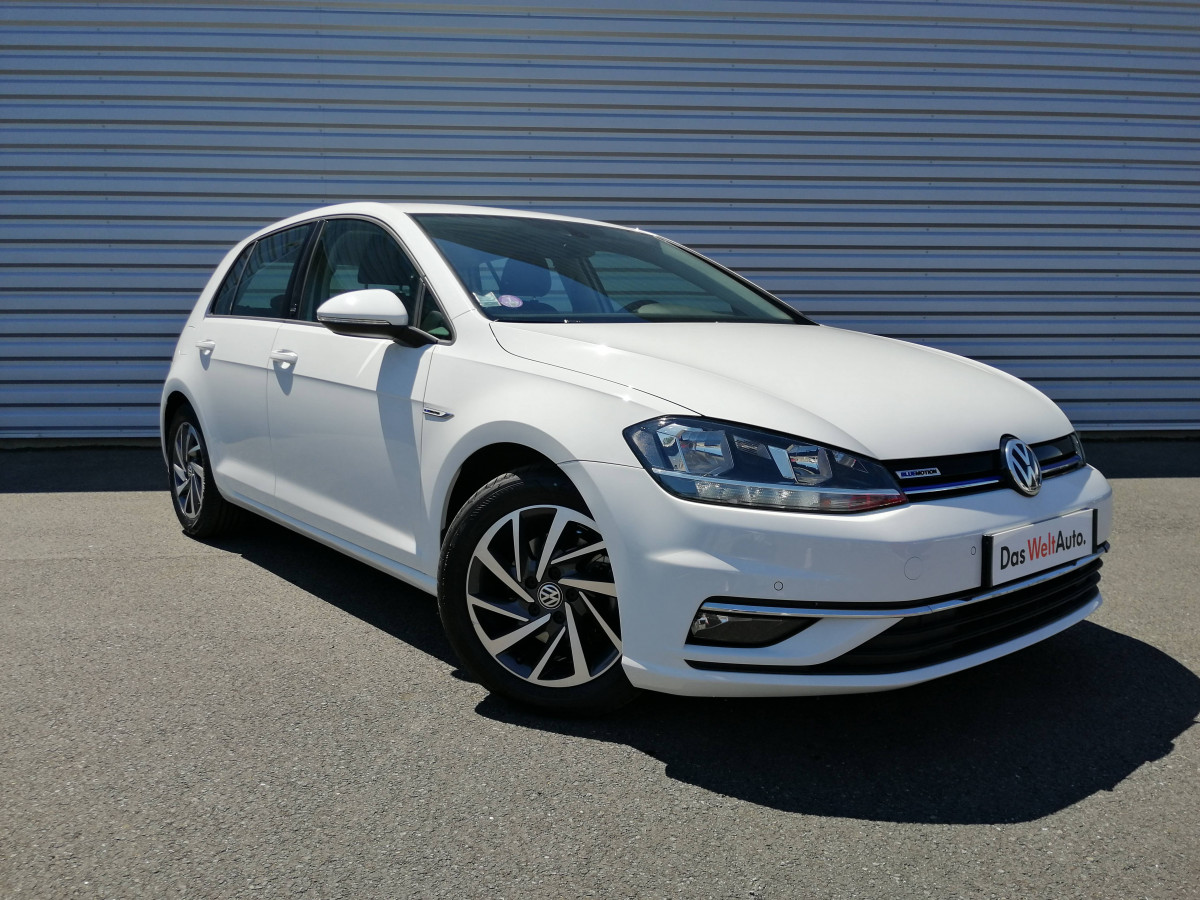 VOLKSWAGEN GOLF à Bourges
