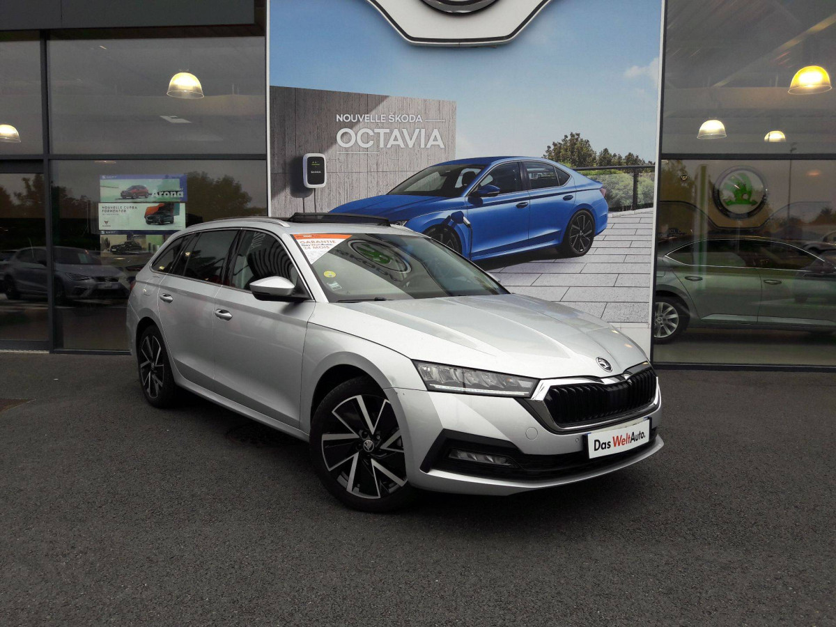 SKODA OCTAVIA COMBI à Bourges