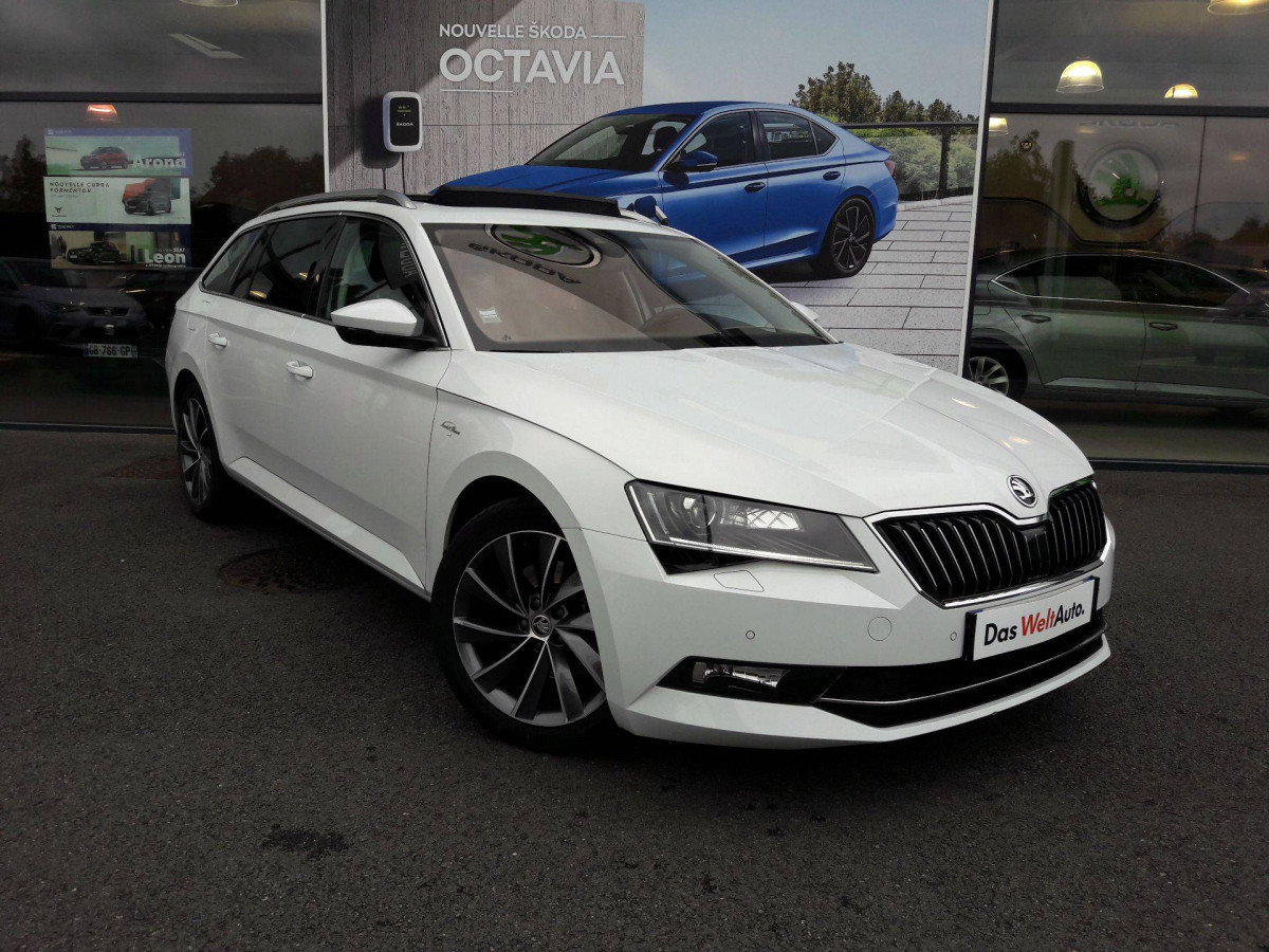 SKODA SUPERB COMBI à Bourges