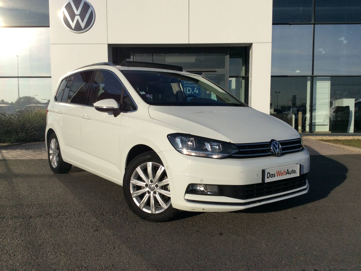 VOLKSWAGEN TOURAN à Bourges