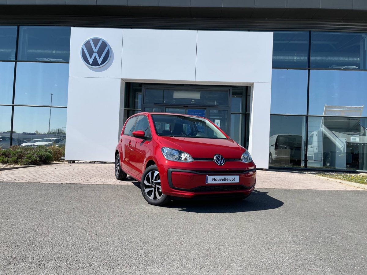 VOLKSWAGEN UP! 2.0 à Bourges