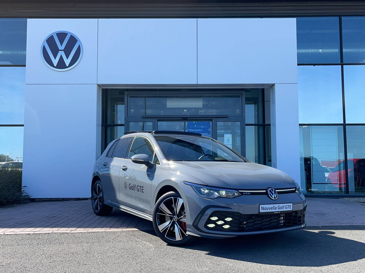 VOLKSWAGEN GOLF à Bourges