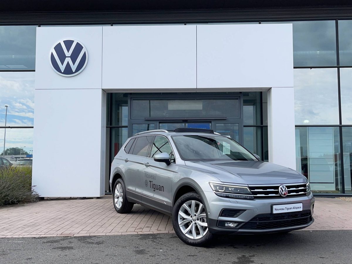 VOLKSWAGEN TIGUAN ALLSPACE à Bourges