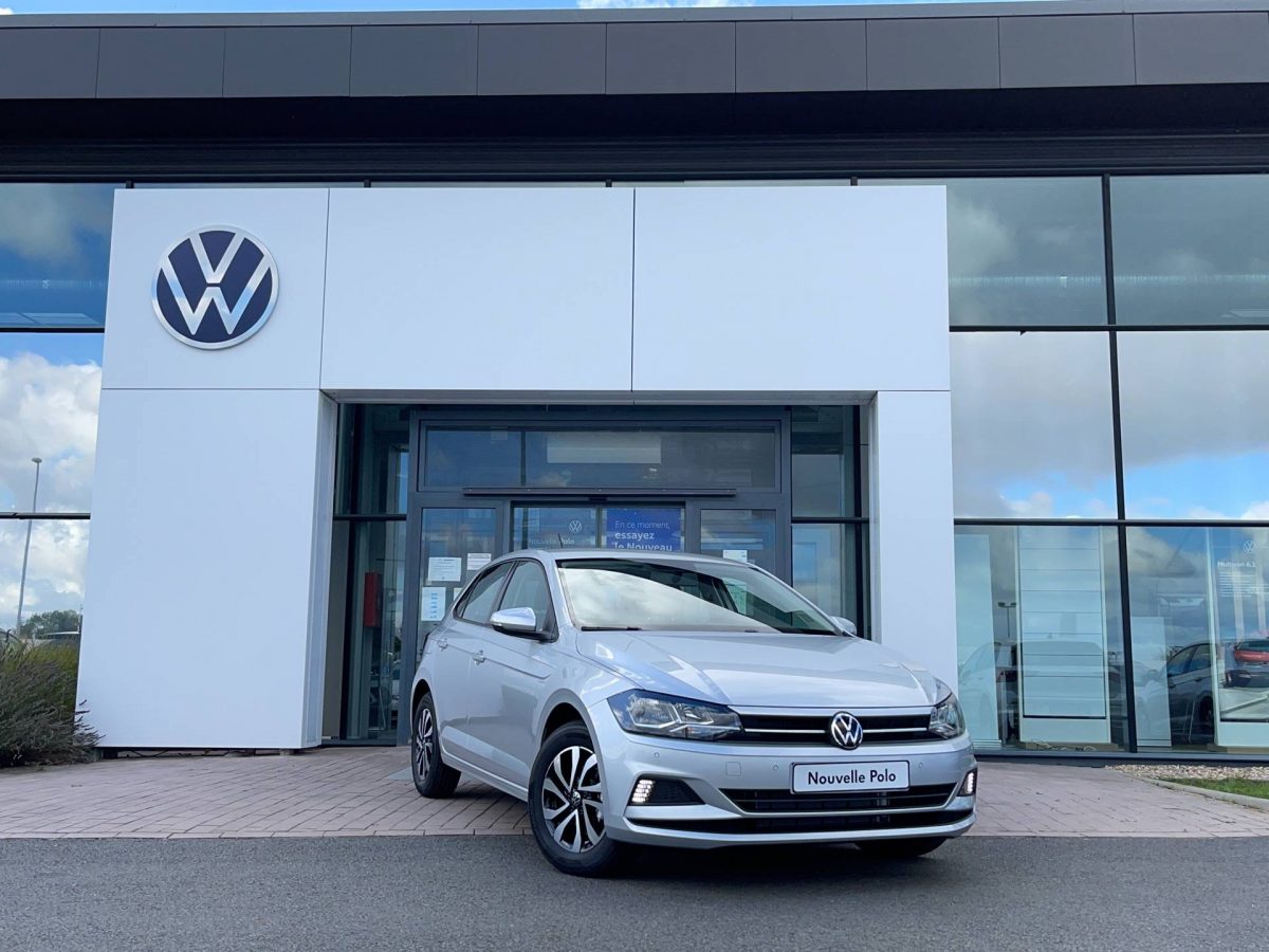 VOLKSWAGEN POLO à Bourges